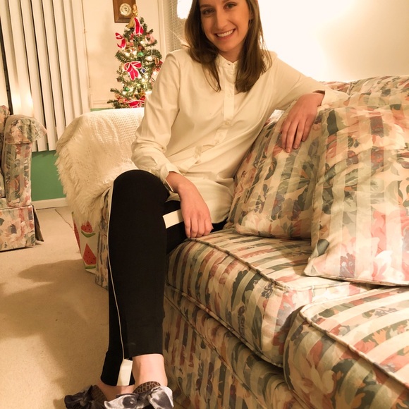 Hi there! - Picture 2 of 5